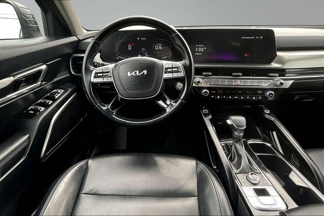Certified 2024 Kia Telluride S w/ S Sunroof Package AWD/4WD image 8