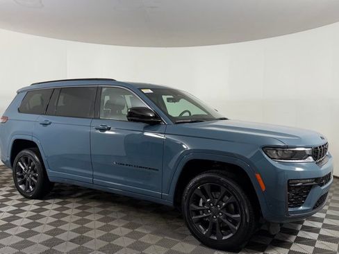 New 2026 Jeep Grand Cherokee L Limited AWD/4WD image 1
