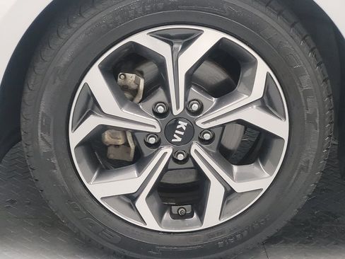 Used 2020 Kia Forte LXS image 31