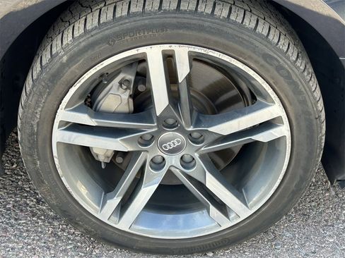 Used 2017 Audi A4 2.0T Premium Plus image 7