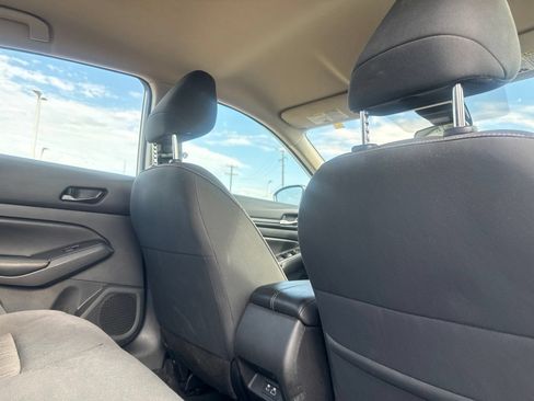 Certified 2025 Nissan Altima 2.5 SV FWD image 31