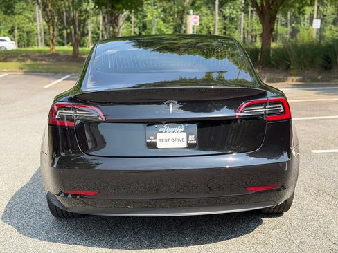 Used 2018 Tesla Model 3 Long Range RWD image 4