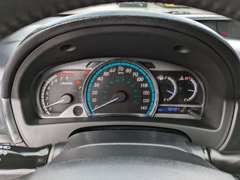 Used 2014 Toyota Venza Limited image 18