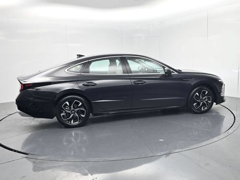 Used 2024 Hyundai Sonata SEL FWD image 8