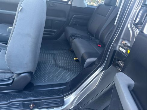 Used 2005 Honda Element EX image 11