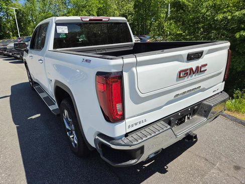 Used 2025 GMC Sierra 1500 SLT AWD/4WD image 9