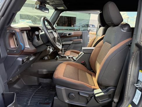 Used 2023 Ford Bronco Outer Banks image 10