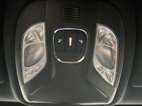 Used 2024 Jeep Compass Latitude AWD/4WD image 31