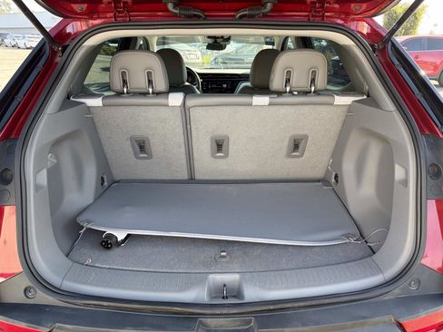 Used 2022 Chevrolet Bolt EUV Premier w/ Sun & Sound Package image 24