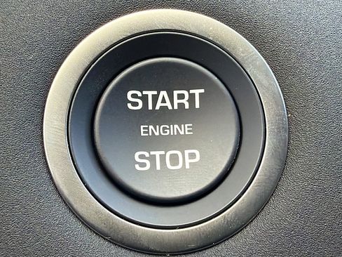 New 2026 Land Rover Range Rover Evoque S image 35