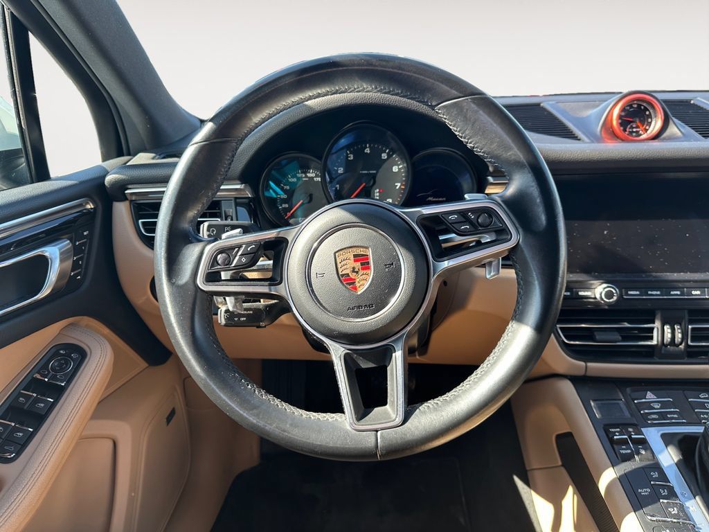 Used 2020 Porsche Macan AWD/4WD image 8