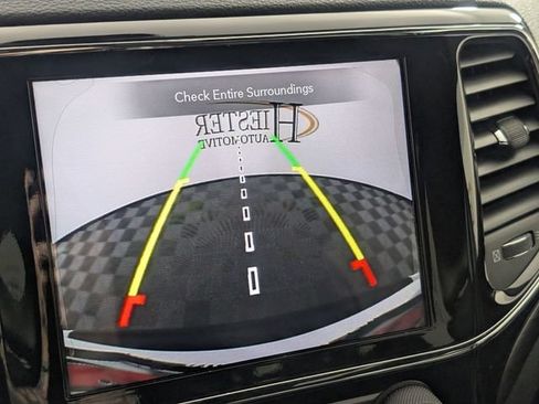 Certified 2021 Jeep Grand Cherokee Laredo X RWD image 21