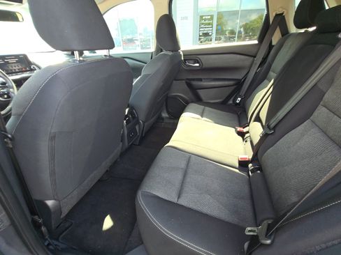 Used 2025 Nissan Rogue SV AWD/4WD image 17