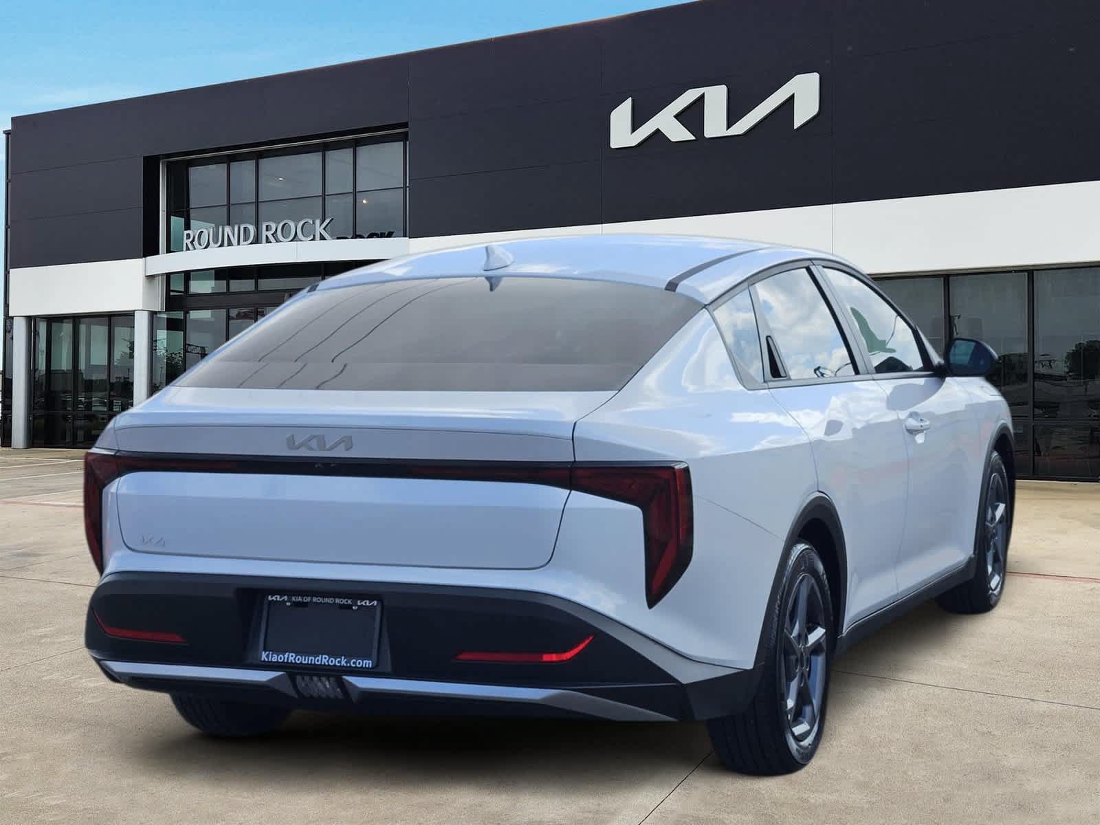 Used 2025 Kia K4 FWD image 5