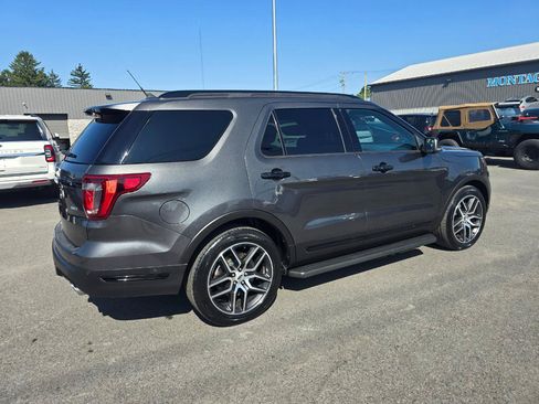 Used 2018 Ford Explorer Sport w/ Equipment Group 401A AWD/4WD image 6