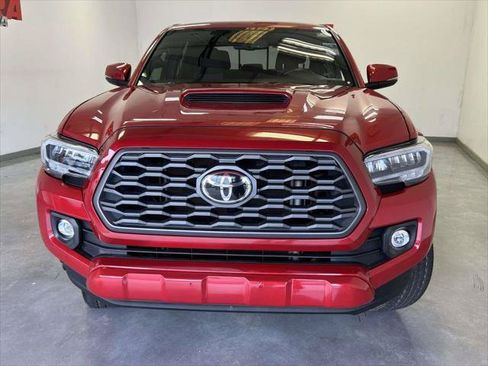 Certified 2021 Toyota Tacoma TRD Sport w/ Technology Package RWD image 8