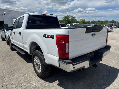 Used 2022 Ford F250 XLT AWD/4WD image 4