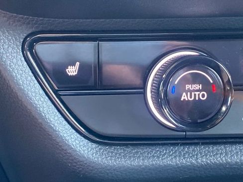Used 2025 Honda HR-V Sport image 18