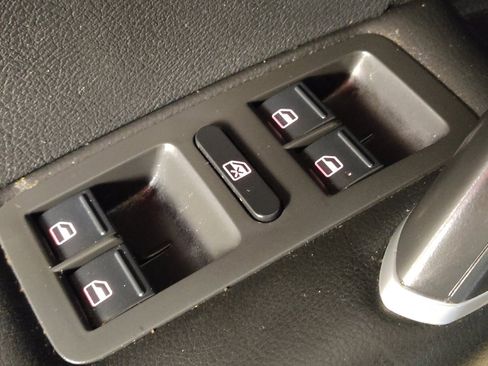 Used 2021 Volkswagen Passat 2.0T S image 27