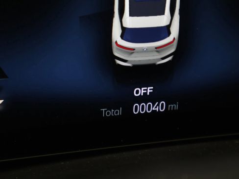 Used 2025 BMW iX xDrive50 w/ Premium Package image 12