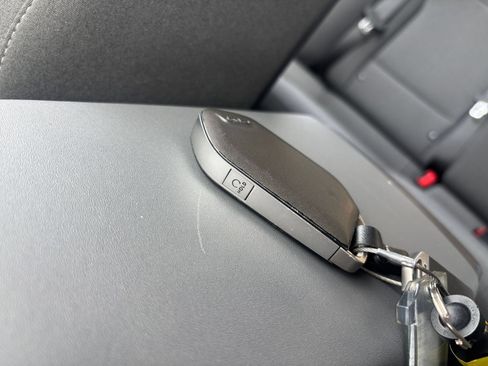 Used 2025 Kia K4 FWD image 23