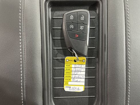 Used 2023 Chevrolet Suburban LS AWD/4WD image 24
