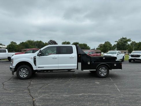 Used 2026 Ford F350 Lariat AWD/4WD image 2
