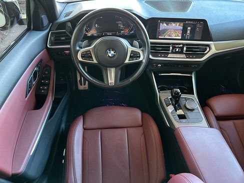 Used 2022 BMW 330i Sedan w/ M Sport Package image 22