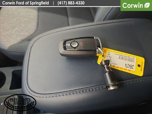 New 2026 Ford Maverick XLT image 30