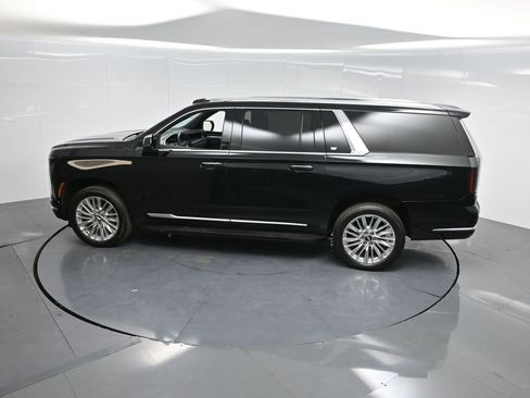 Used 2025 Cadillac Escalade ESV Premium Luxury image 74
