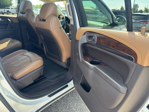 Used 2013 Buick Enclave Leather AWD/4WD image 16