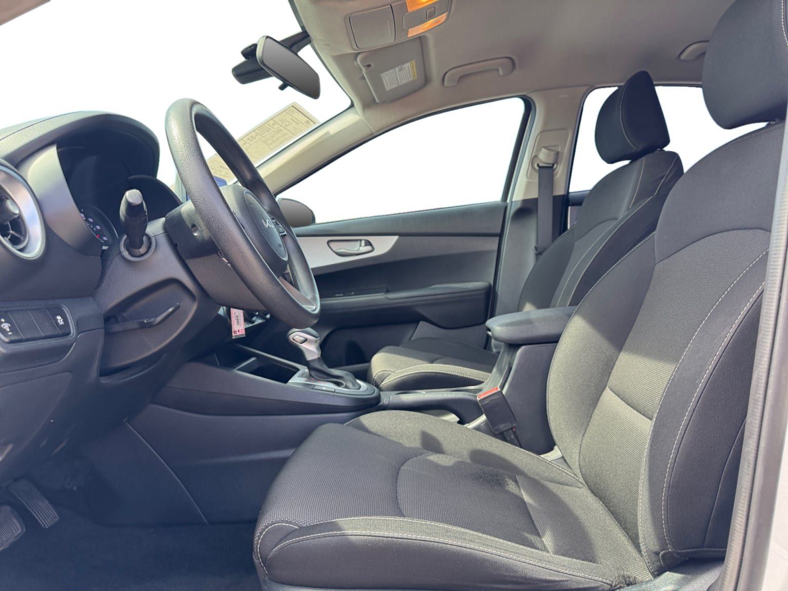 Used 2024 Kia Forte LXS FWD image 10