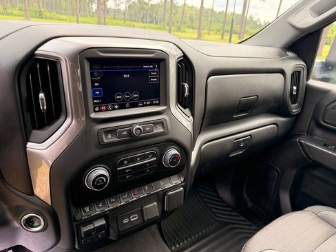 Used 2024 Chevrolet Silverado 2500 Custom w/ Custom Value Package AWD/4WD image 16