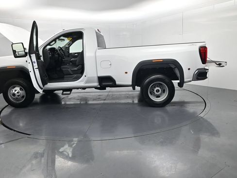 Used 2022 GMC Sierra 3500 Pro w/ Convenience Package AWD/4WD image 59