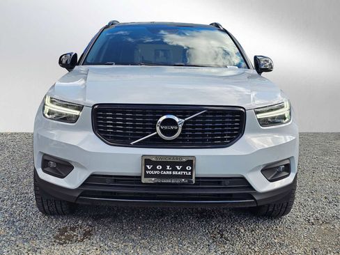 Used 2020 Volvo XC40 T5 R-Design w/ Protection Package image 8