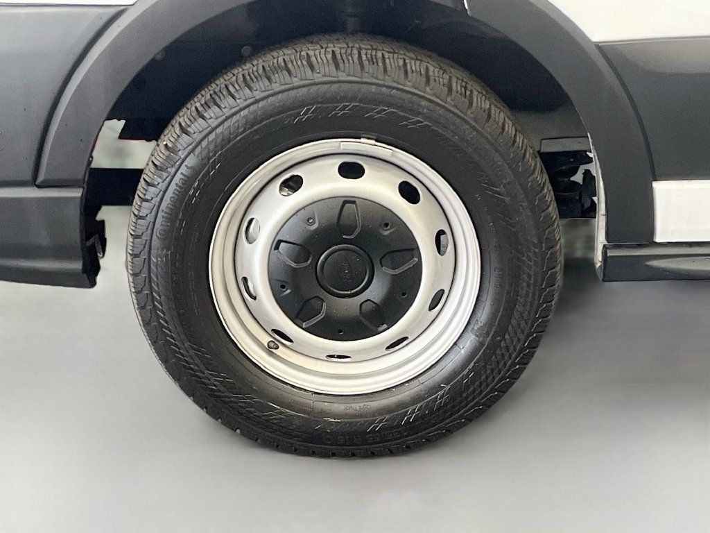 Used 2024 Ford Transit 150 Low Roof RWD image 28