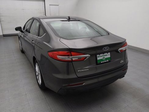Used 2019 Ford Fusion SE FWD image 5