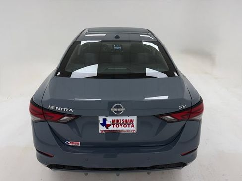 Used 2024 Nissan Sentra SV FWD image 39