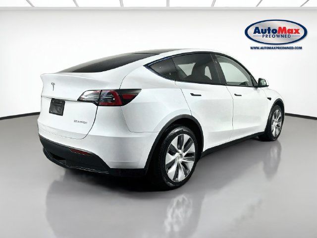 Used 2023 Tesla Model Y Long Range AWD/4WD image 4
