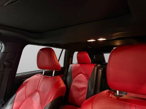 Used 2023 Toyota Highlander XSE image 38