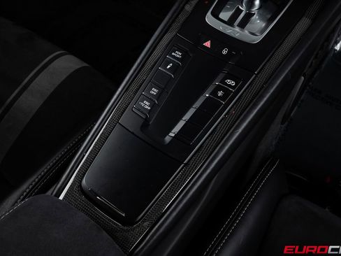 Used 2018 Porsche 911 GT3 image 32
