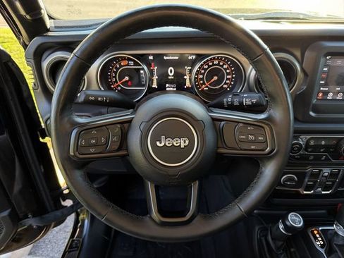 Used 2020 Jeep Wrangler Unlimited Sport AWD/4WD image 18