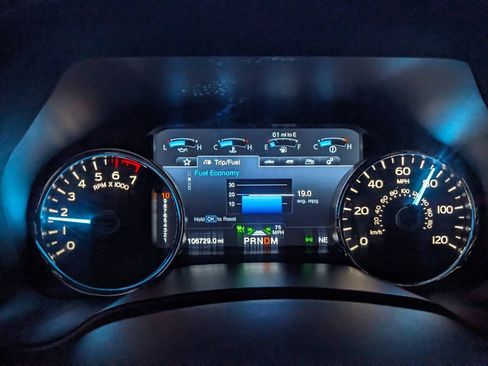 Used 2020 Ford F150 Lariat w/ Equipment Group 502A Luxury AWD/4WD image 6