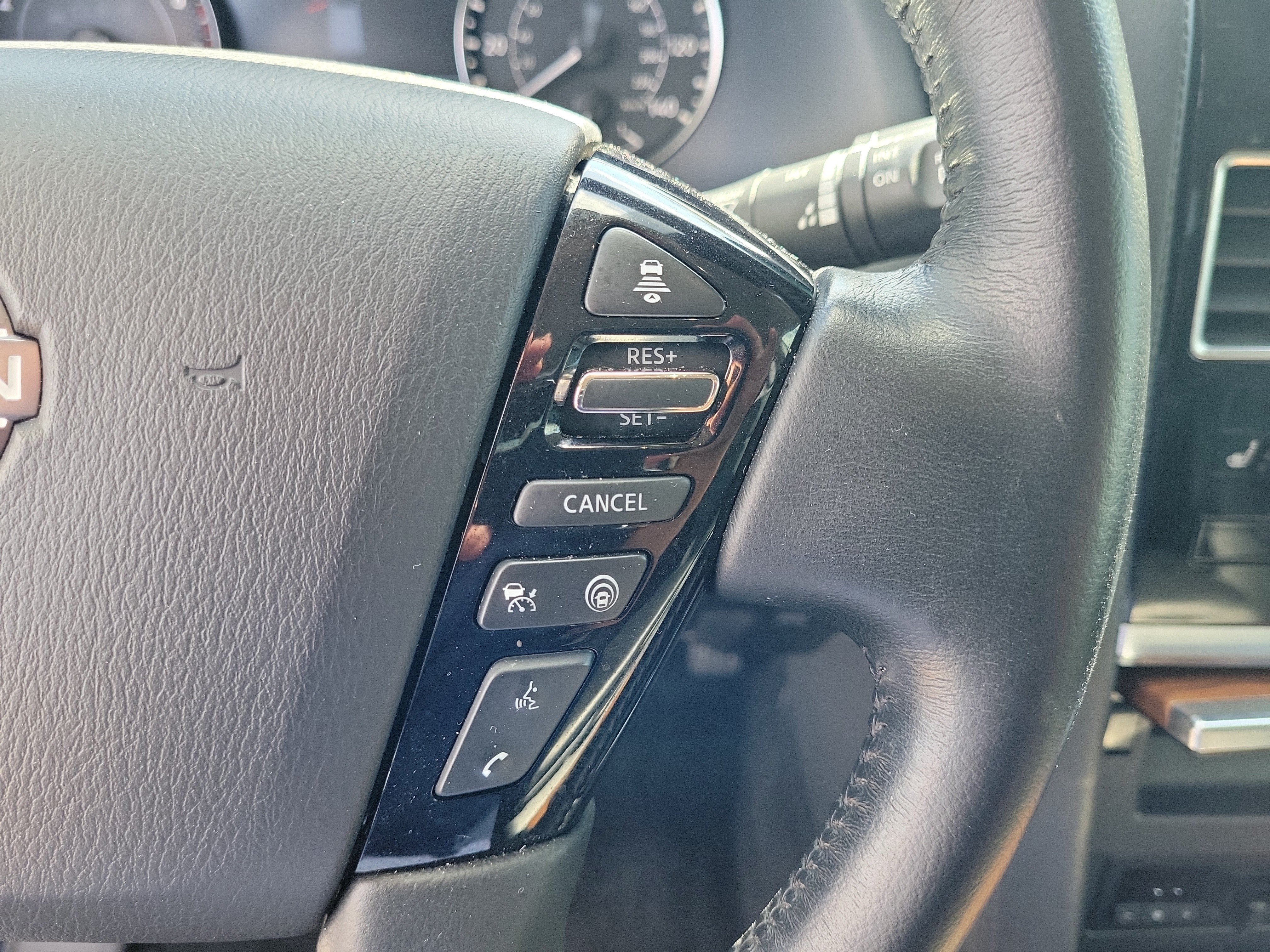 Certified 2024 Nissan Armada SL w/ Captain's Chairs Package RWD image 21