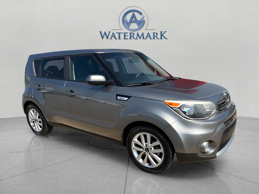 Used 2018 Kia Soul + FWD image 7
