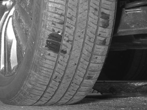 Used 2023 Toyota Venza XLE image 16