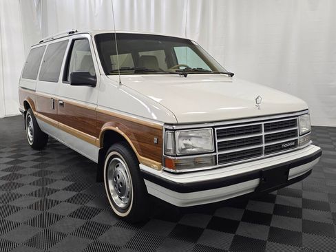 Used 1990 Dodge Grand Caravan LE image 7