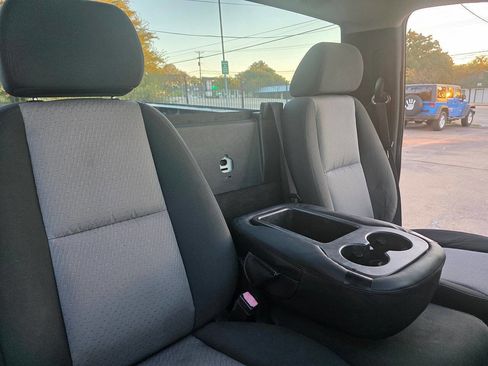 Used 2007 Chevrolet Silverado 1500 W/T image 24