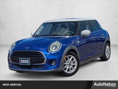 Used 2021 MINI Cooper 4-Door Hardtop w/ 6.5" Touchscreen Package