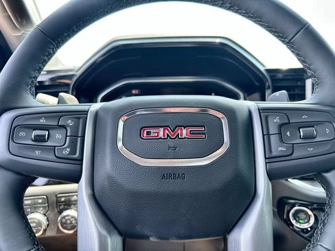 New 2026 GMC Sierra 1500 SLT AWD/4WD image 33